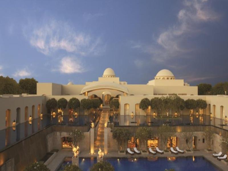 HotelPhoto1