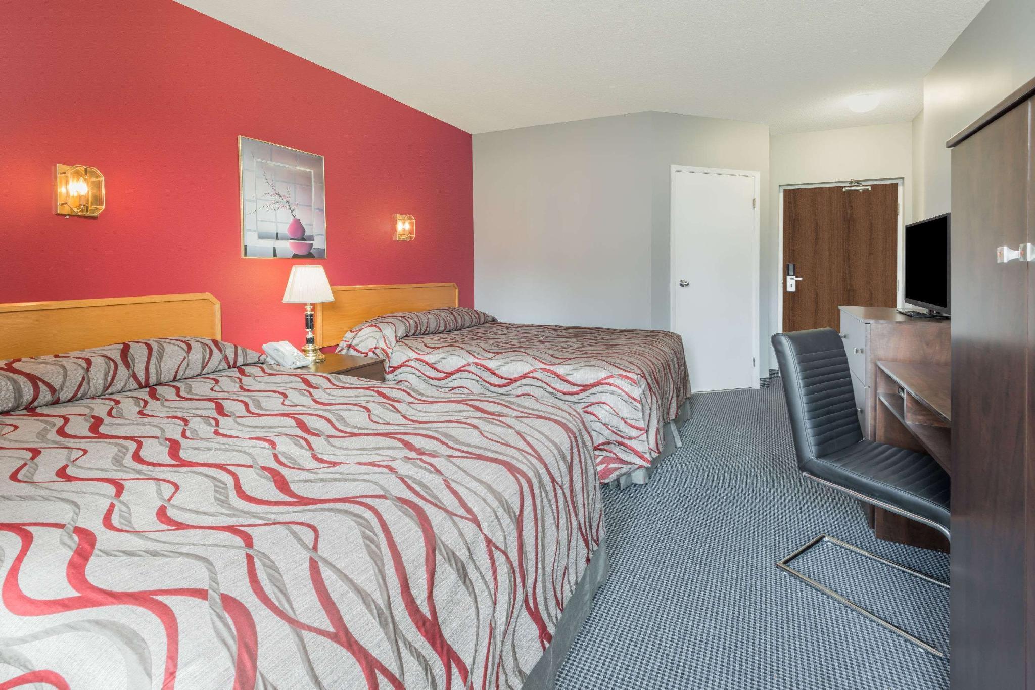 Book Super 8 By Wyndham Mt Hope Hamilton Intl Arpt On – Best Hotel in Hamilton (ON)