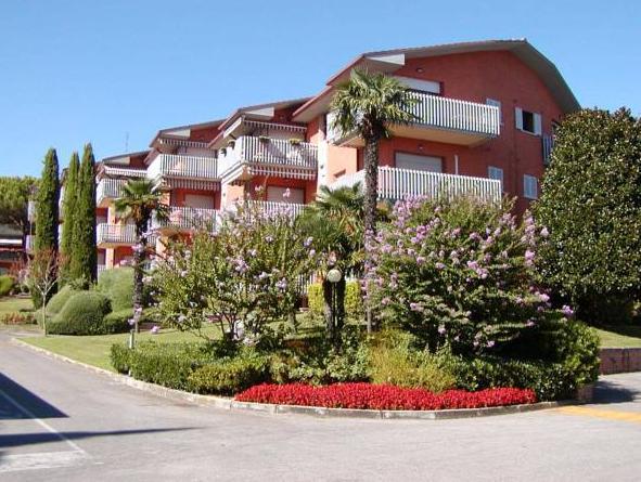 Book Easy Apartments Peschiera – Best Hotel in Peschiera del Garda