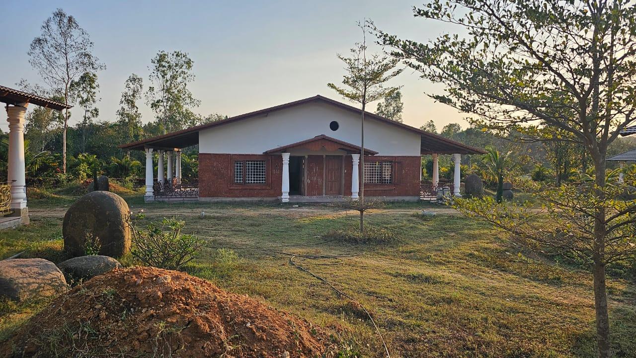 Book Vintage Village Resort by Holiday Trip Advisor – Best Hotel in Sakleshpur