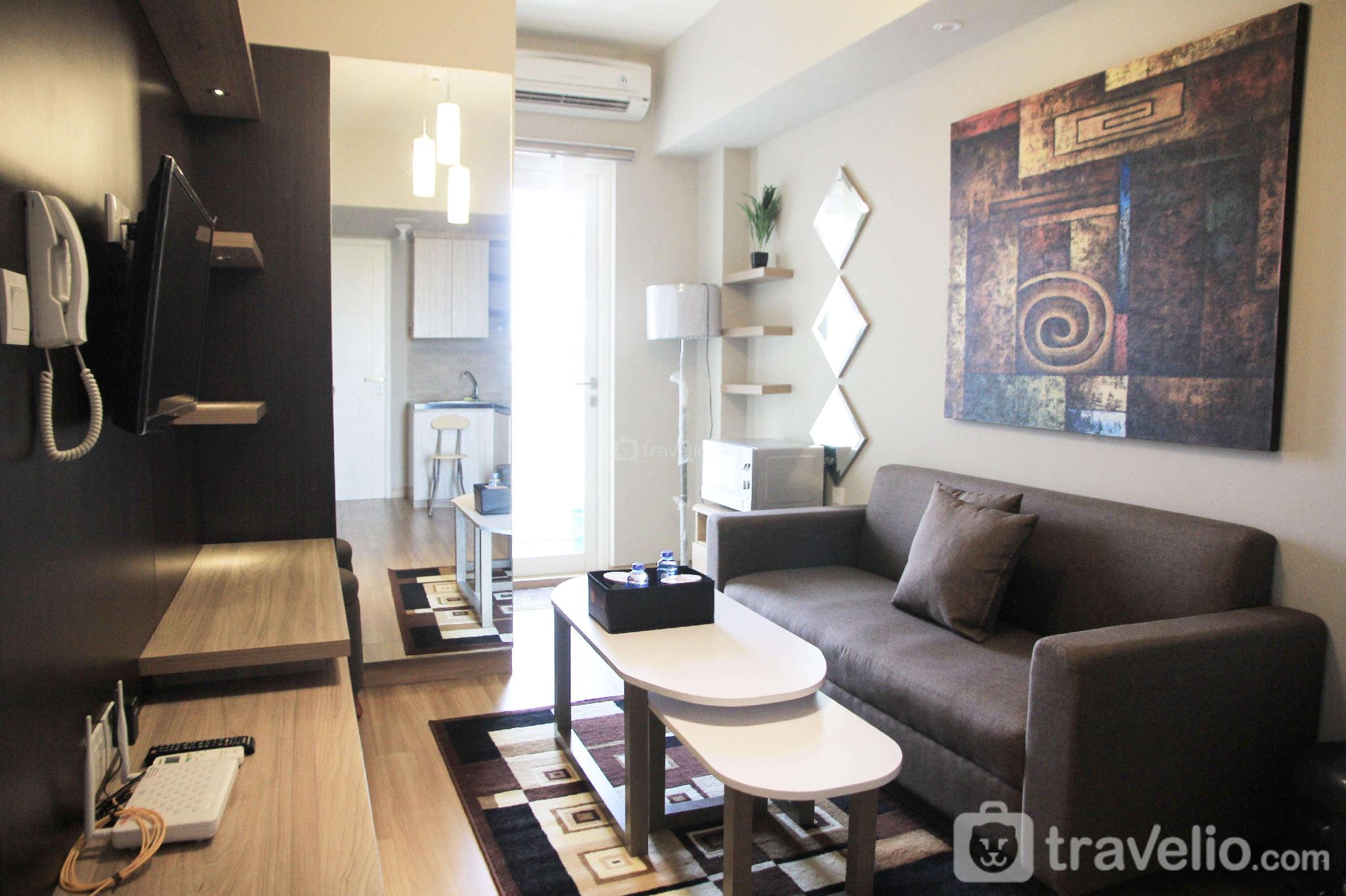 Book Deluxe 2BR Springlake Summarecon Apt By Travelio – Best Hotel in Bekasi