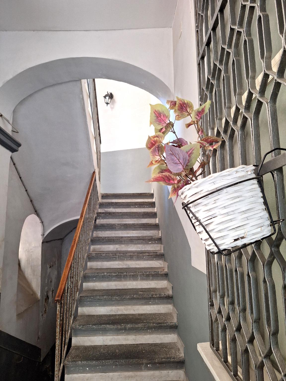 Book La casa di LuAle e Zoe – Best Hotel in Naples