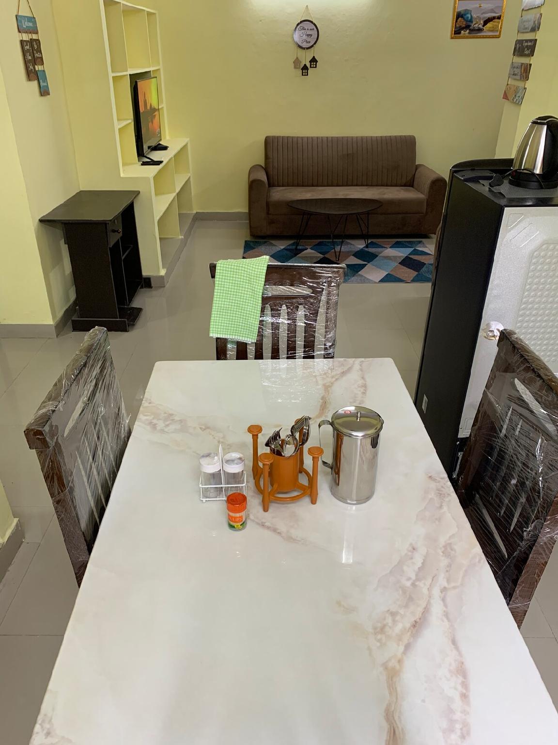 Book KesarHomes-1st Floor 2BHKFlat-Lift-AC-Kukatpally – Best Hotel in Hyderabad