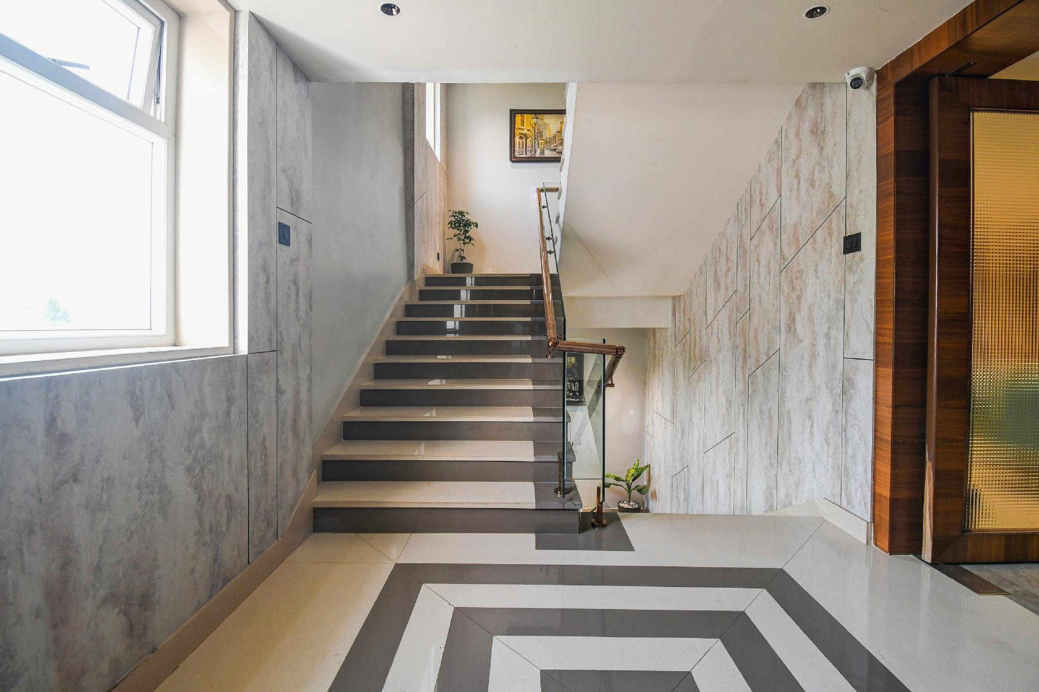 Book Super Townhouse Oak Pardih Chowk Mango Formerly NH Hills – Best Hotel in Jamshedpur