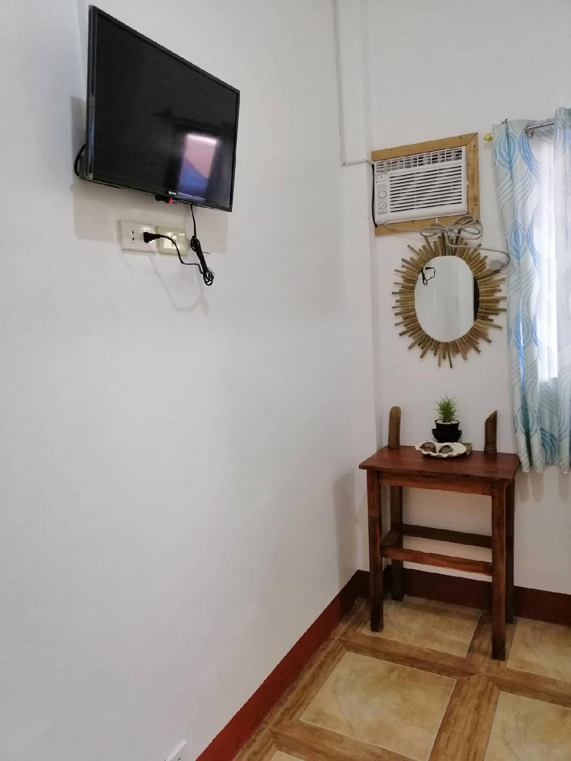 Book Yolly’s Tourist Inn Private room – Best Hotel in Siargao Island