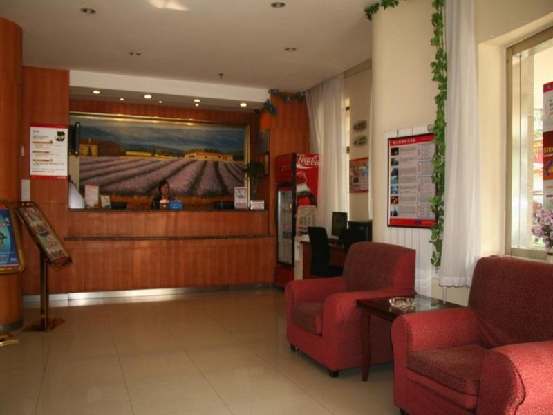Hanting Hotel Qingdao Yuanyang Plaza Branch, Qingdao, China