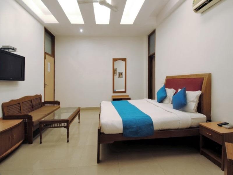 Zo Rooms CR Park