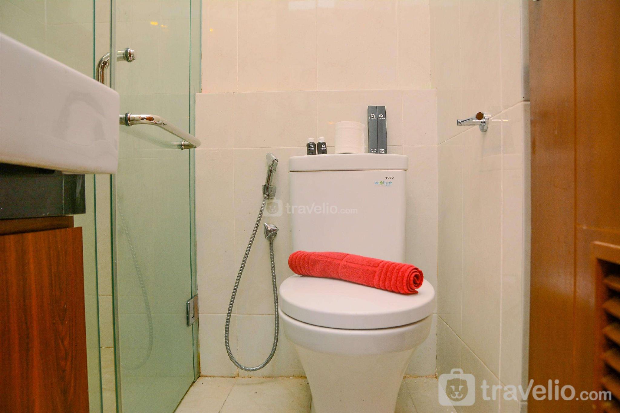 Strategic Studio Apt at Capitol Park By Travelio - Gallery image 4