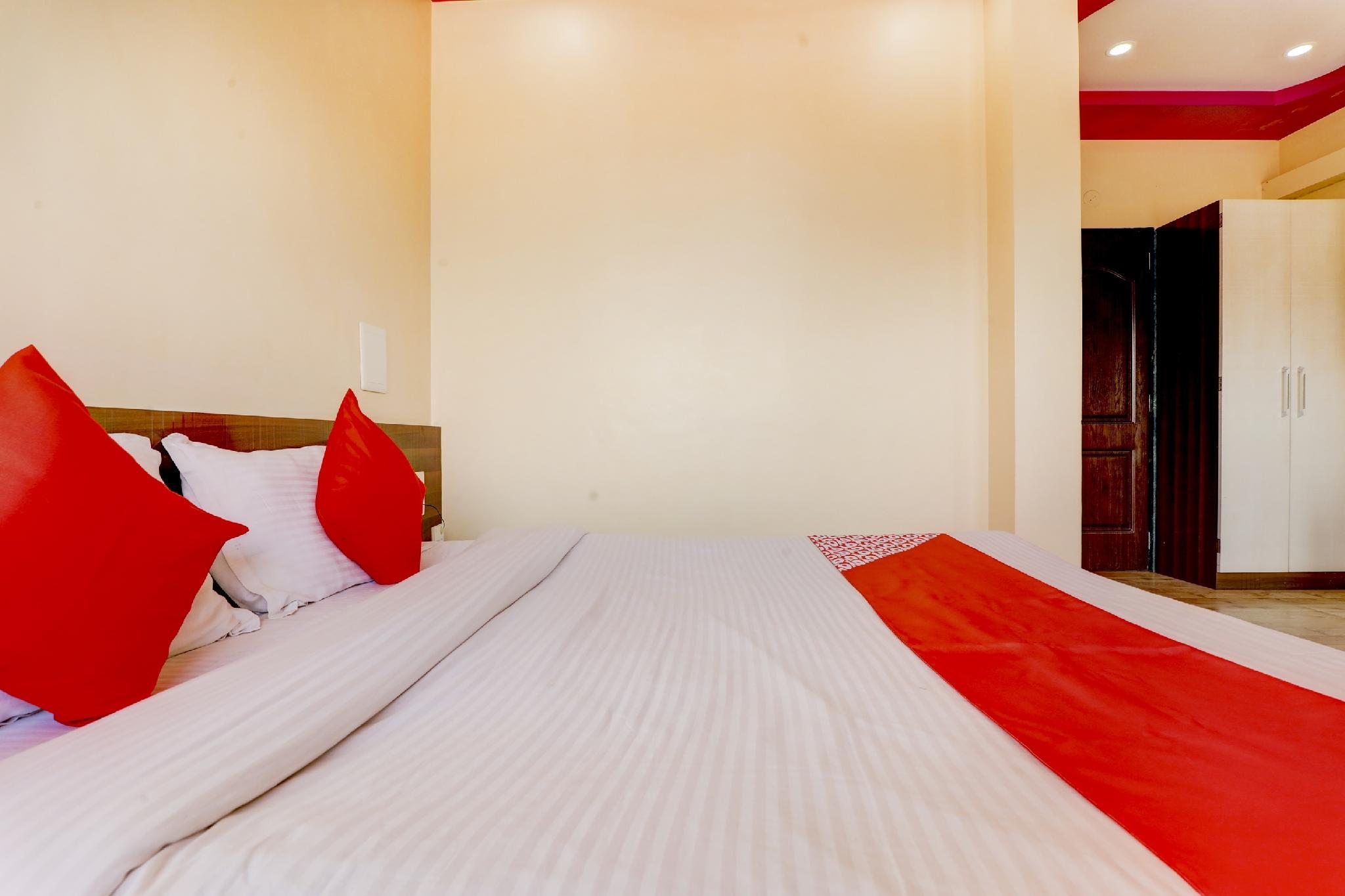 This photo about OYO 62432 Saarah Hotel shared on HyHotel.com