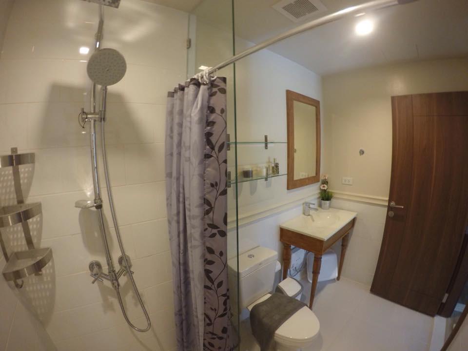 Autumn Condominium Room A203 Set in a prime location of Hua Hin / Cha-am, Autumn Condominium Room A203 puts everything the city has to offer just outside your doorstep. Offering a variety of facilities and services, the hotel pro