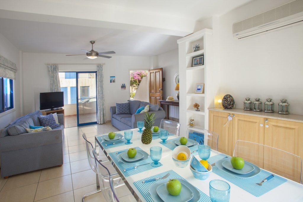 This photo about Luxury Villa close to the beach in Paralimni, Villa Paralimni 1091 shared on HyHotel.com