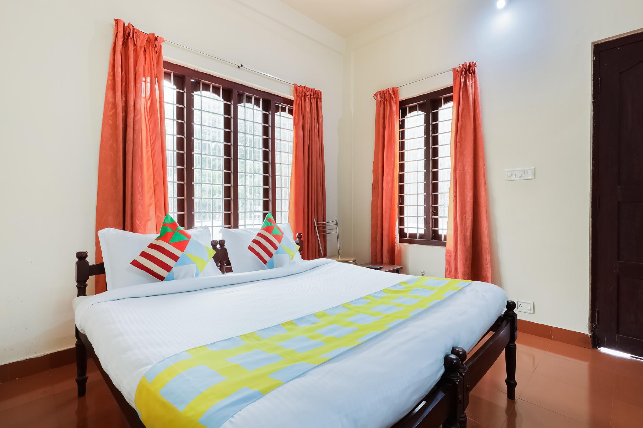 This photo about OYO Home 63417 Pleasant 1BHK Near Punnamada Lake shared on HyHotel.com