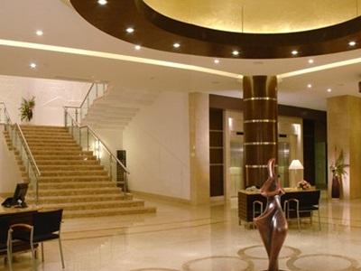 Fortune Select Trinity Bengaluru Hotel Fortune Select Trinity Bengaluru Hotel is conveniently located in the popular Whitefield area. Featuring a complete list of amenities, guests will find their stay at the property a comfortable one. 24