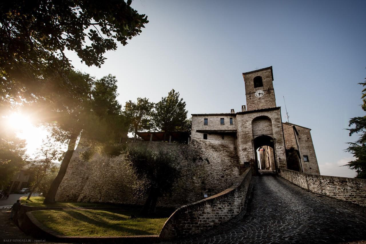 CASTELLO DI MONTEGRIDOLFO SPA RESORT Relais Palazzo Viviani is conveniently located in the popular Montegridolfo area. Both business travelers and tourists can enjoy the hotels facilities and services. Free Wi-Fi in all rooms, 24-hour f