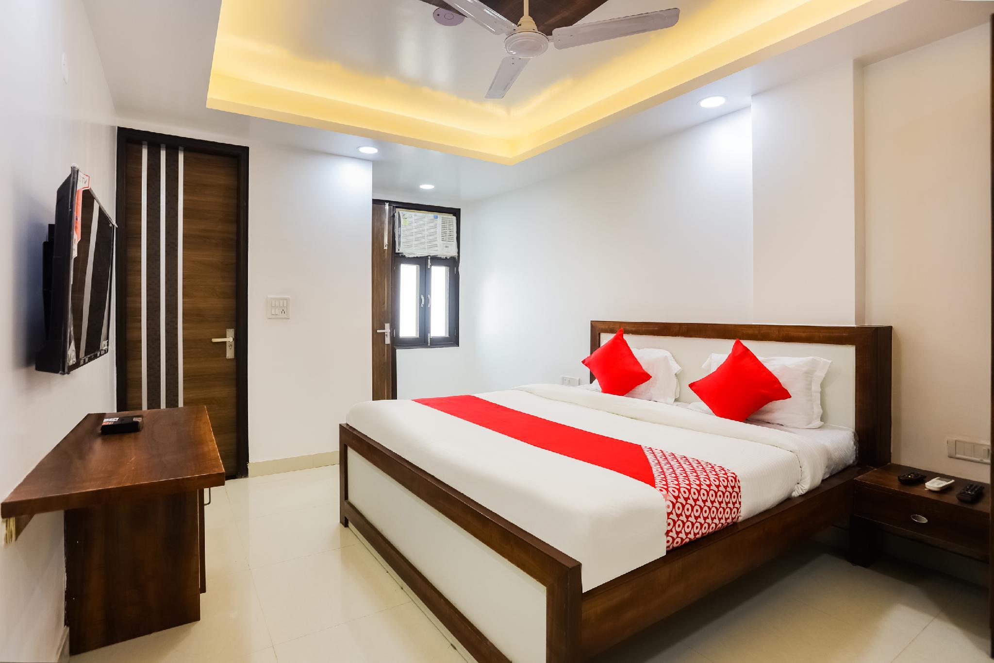 OYO 65986 Hotel Signature Rooms, New Delhi and NCR