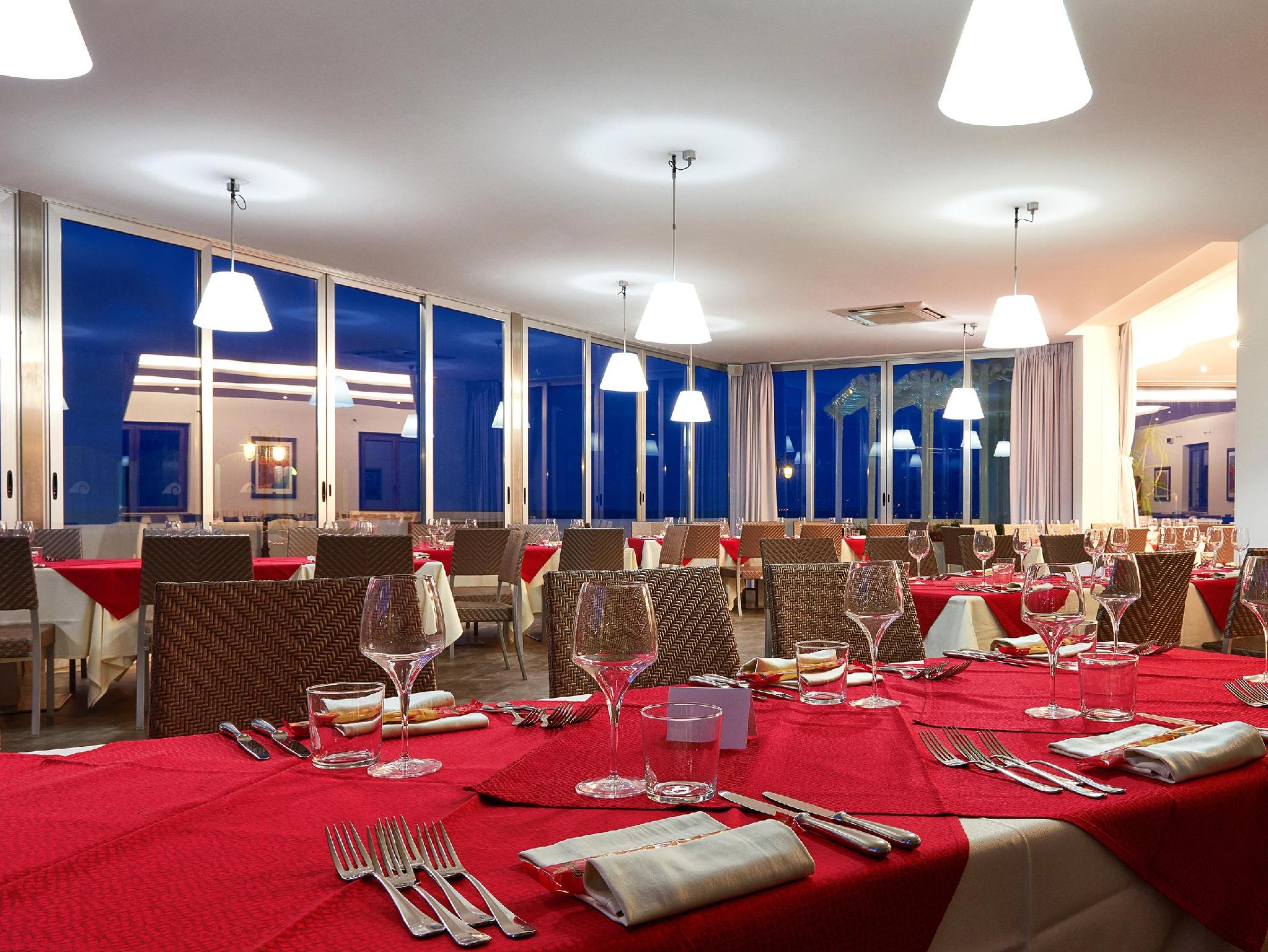 Hotel La Battigia The 4-star Hotel La Battigia offers comfort and convenience whether youre on business or holiday in Castellammare del Golfo. The hotel offers a high standard of service and amenities to suit the indi