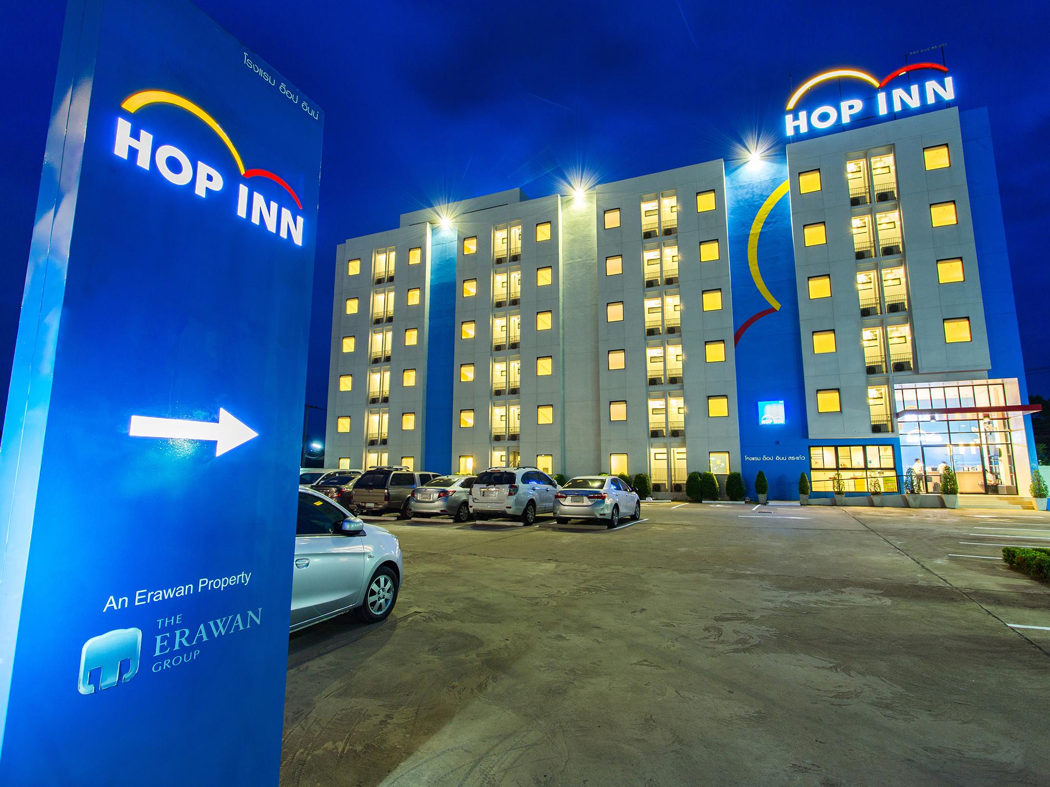 Hop Inn Chumphon The 2.5-star Hop Inn Chumphon offers comfort and convenience whether youre on business or holiday in Chumphon. The property features a wide range of facilities to make your stay a pleasant experience