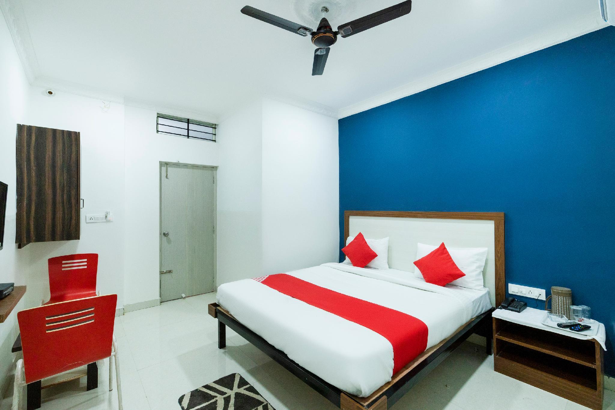 OYO 43478 Sr Residency, Bangalore