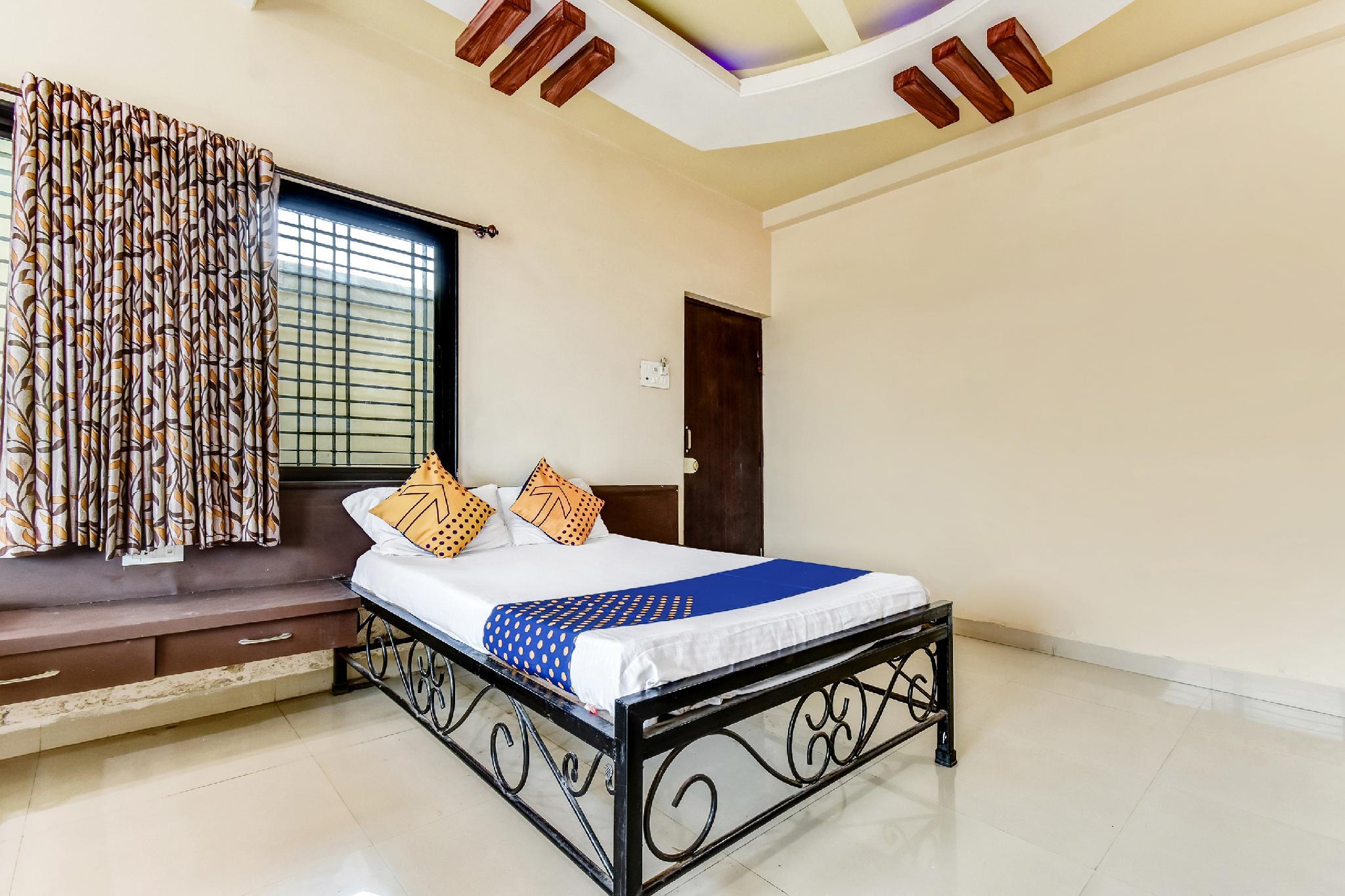 SPOT ON 66936 The Cocoon Hotel, Aurangabad