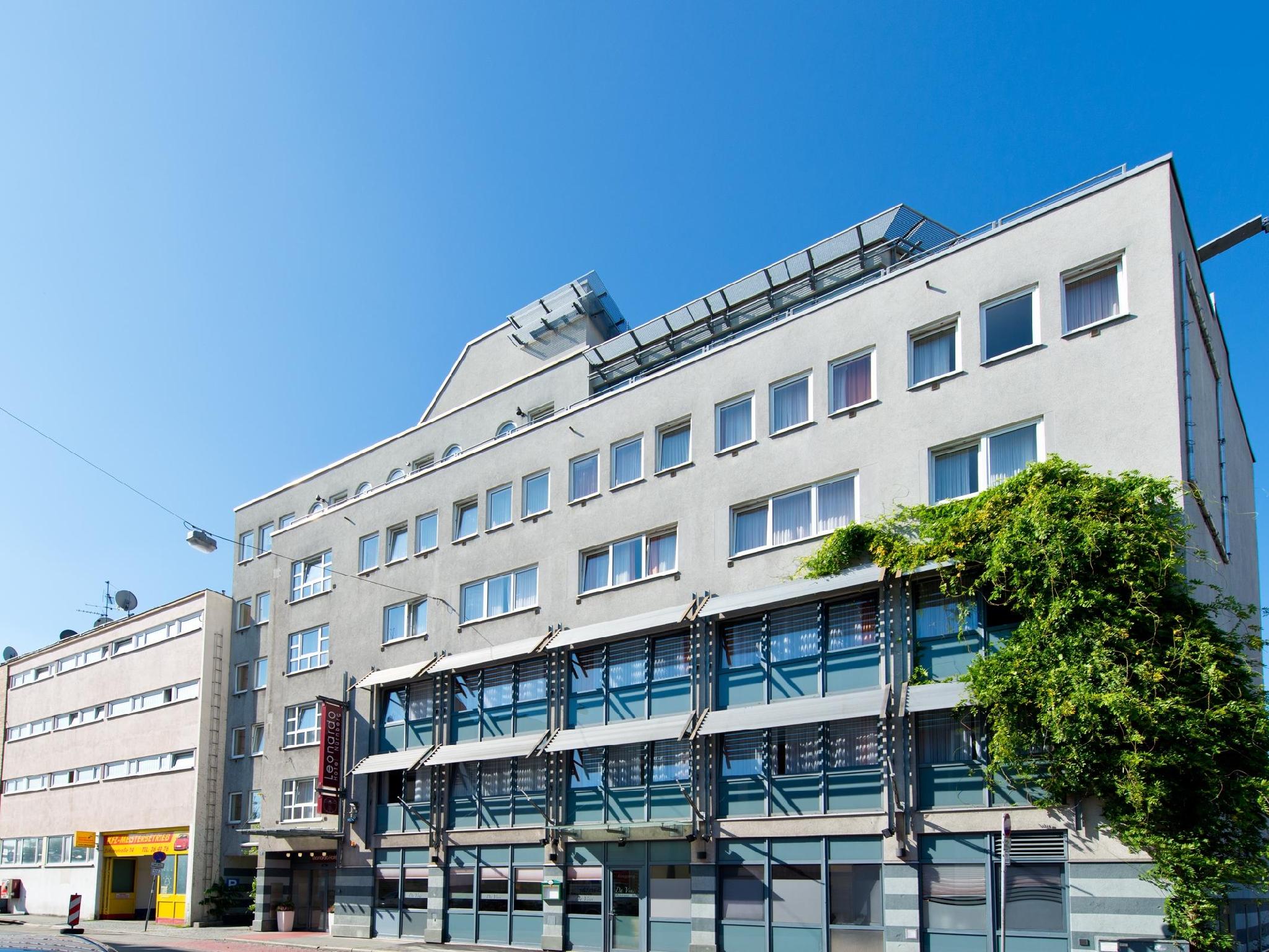 Leonardo Hotel Nurnberg The 3-star Leonardo Hotel Nurnberg offers comfort and convenience whether youre on business or holiday in Nuremberg. The hotel has everything you need for a comfortable stay. Take advantage of the ho