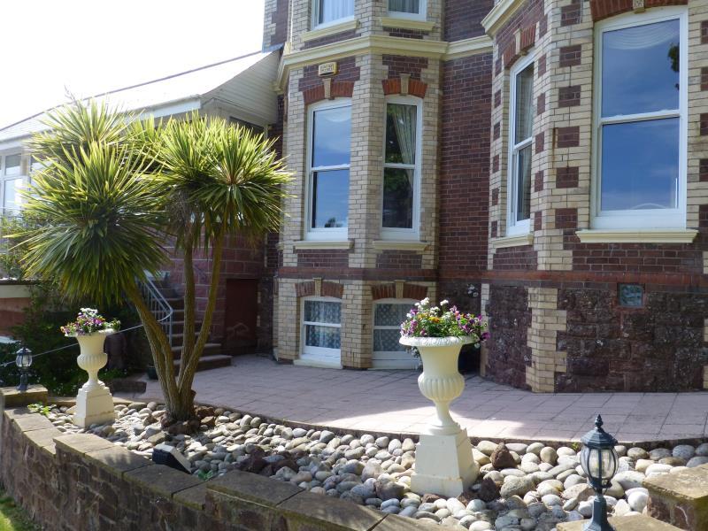 Summerhill Hotel Summerhill Hotel is a popular choice amongst travelers in Paignton, whether exploring or just passing through. Featuring a complete list of amenities, guests will find their stay at the property a com