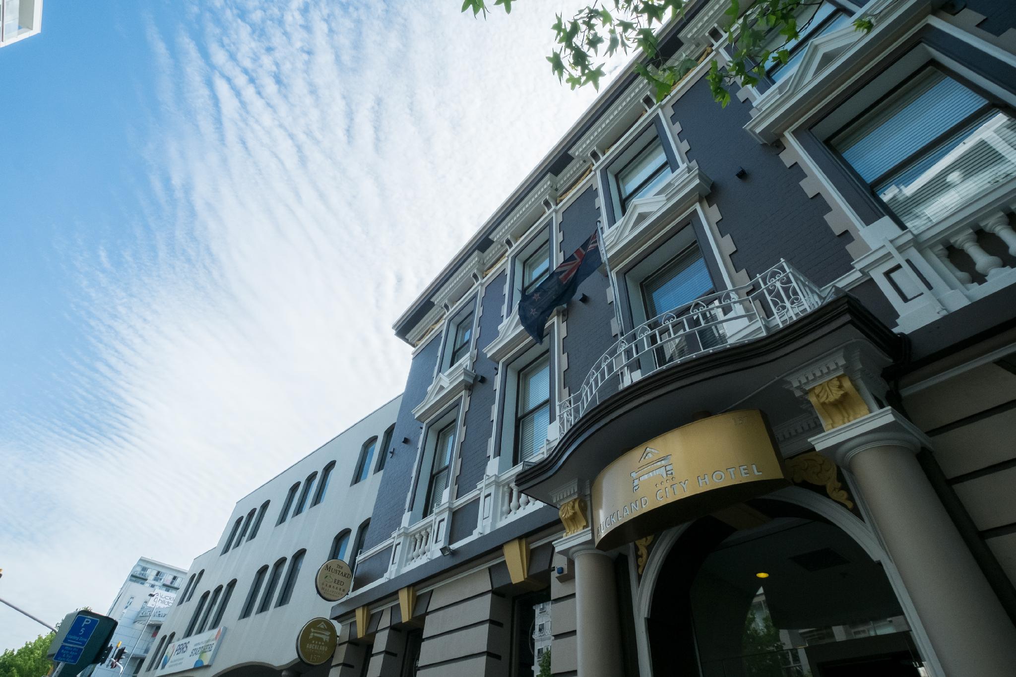 Auckland City Hotel Ideally located in the prime touristic area of Auckland City Center, Auckland City Hotel promises a relaxing and wonderful visit. The hotel has everything you need for a comfortable stay. Free Wi-Fi i