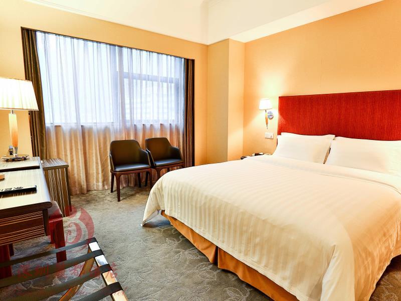 Shenzhen Lido Hotel Shenzhen Lido Hotel is a popular choice amongst travelers in Shenzhen, whether exploring or just passing through. The hotel offers guests a range of services and amenities designed to provide comfort 