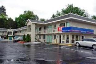 Motel 6 Exterior