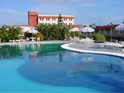 Hotel Villas Dali Veracruz Set in a prime location of Boca Del Rio, Hotel Villas Dali Veracruz puts everything the city has to offer just outside your doorstep. The property features a wide range of facilities to make your stay