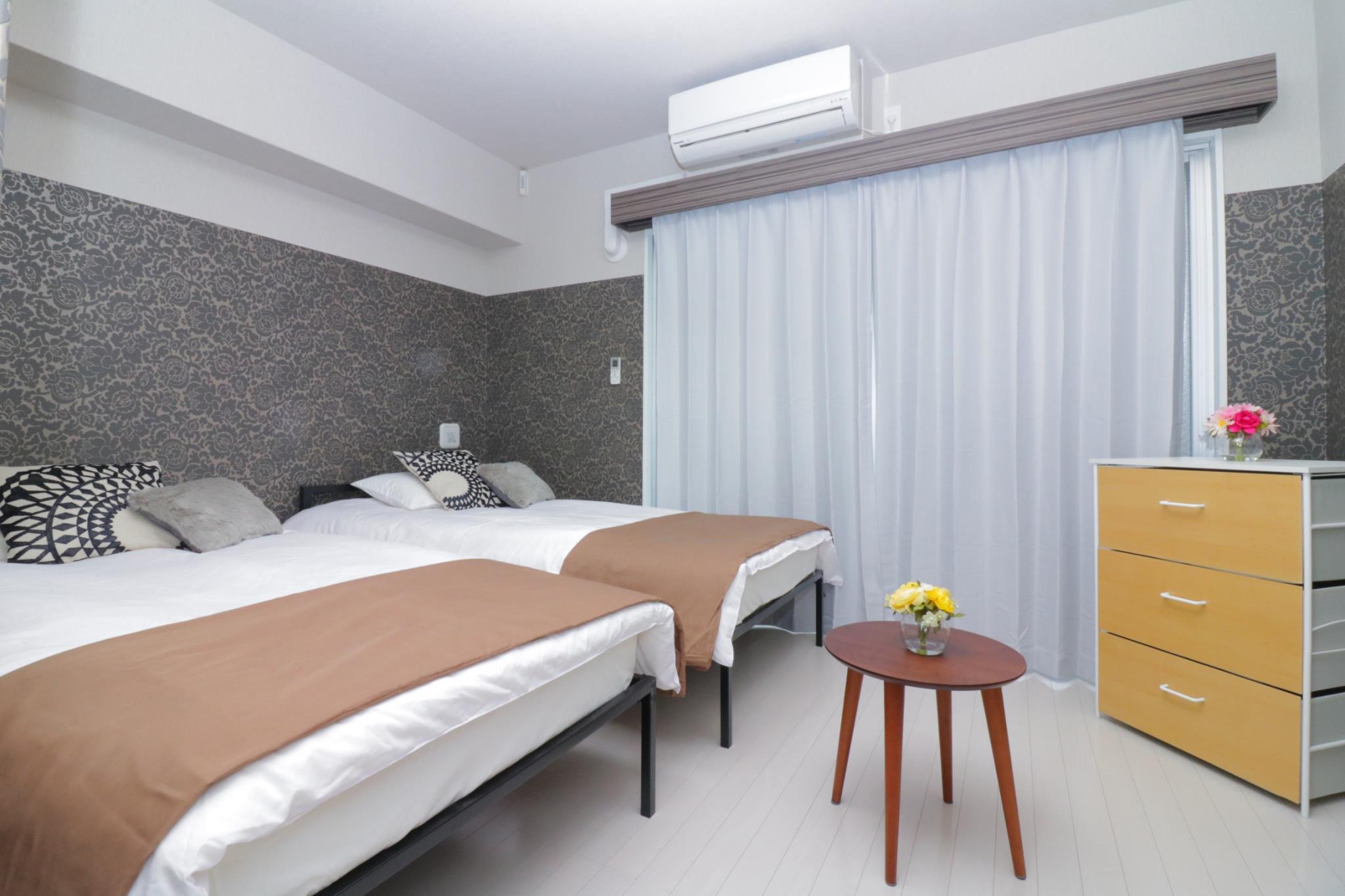 HG Cozy Hotel No.18 Shimanouchi Set in a prime location of Osaka, HG Cozy Hotel No18 puts everything the city has to offer just outside your doorstep. The hotel offers a high standard of service and amenities to suit the individual 