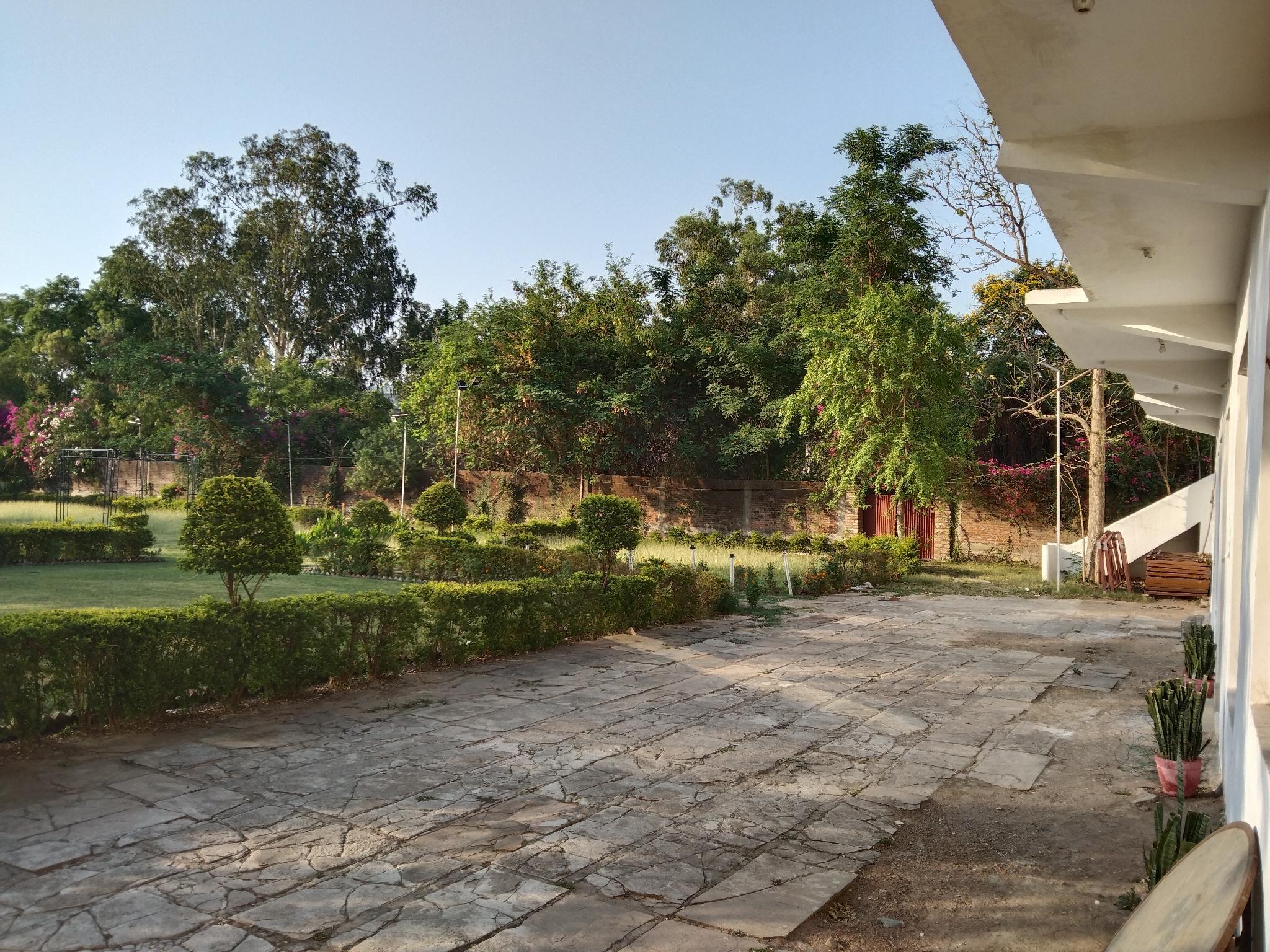 Hotel Mohan Raj Villas Hotel Mohan Raj Villas is perfectly located for both business and leisure guests in Panna. The hotel has everything you need for a comfortable stay. 24-hour room service, 24-hour security, gift/souven