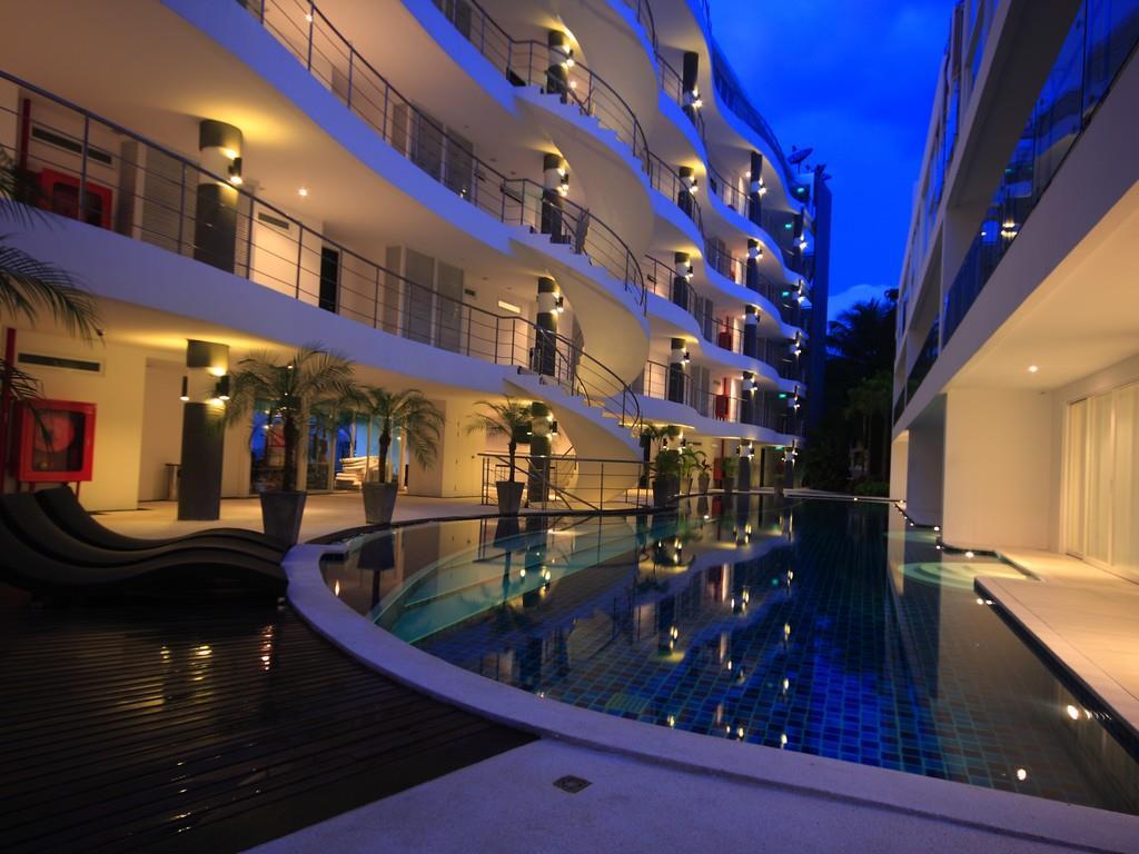 Sunset Plaza Apartment Stop at Sunset Plaza Apartment to discover the wonders of Phuket. Offering a variety of facilities and services, the hotel provides all you need for a good nights sleep. Free Wi-Fi in all rooms, 24-h