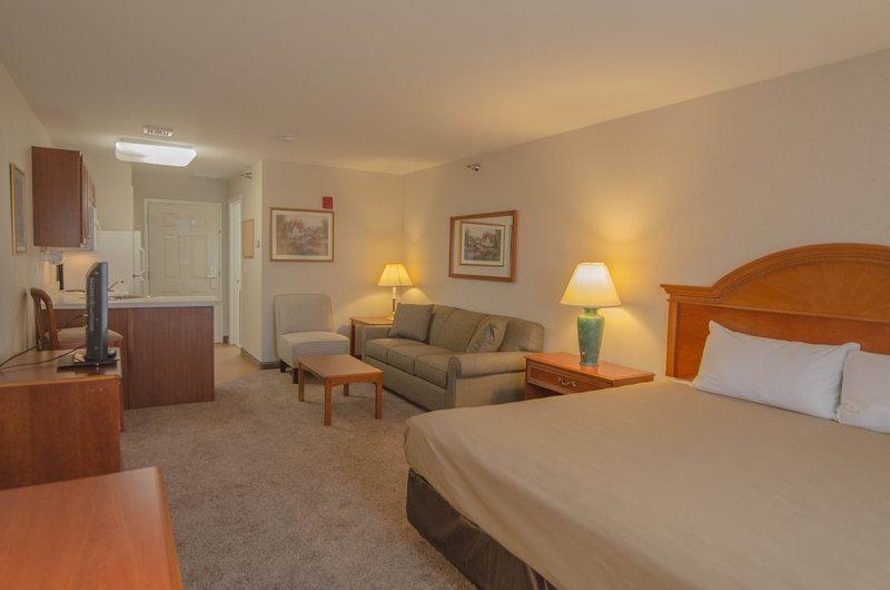 Independent  Smart Suites on the Hill, So Burlington (VT)