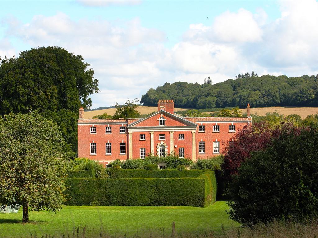 10 Castle Street, Cranborne