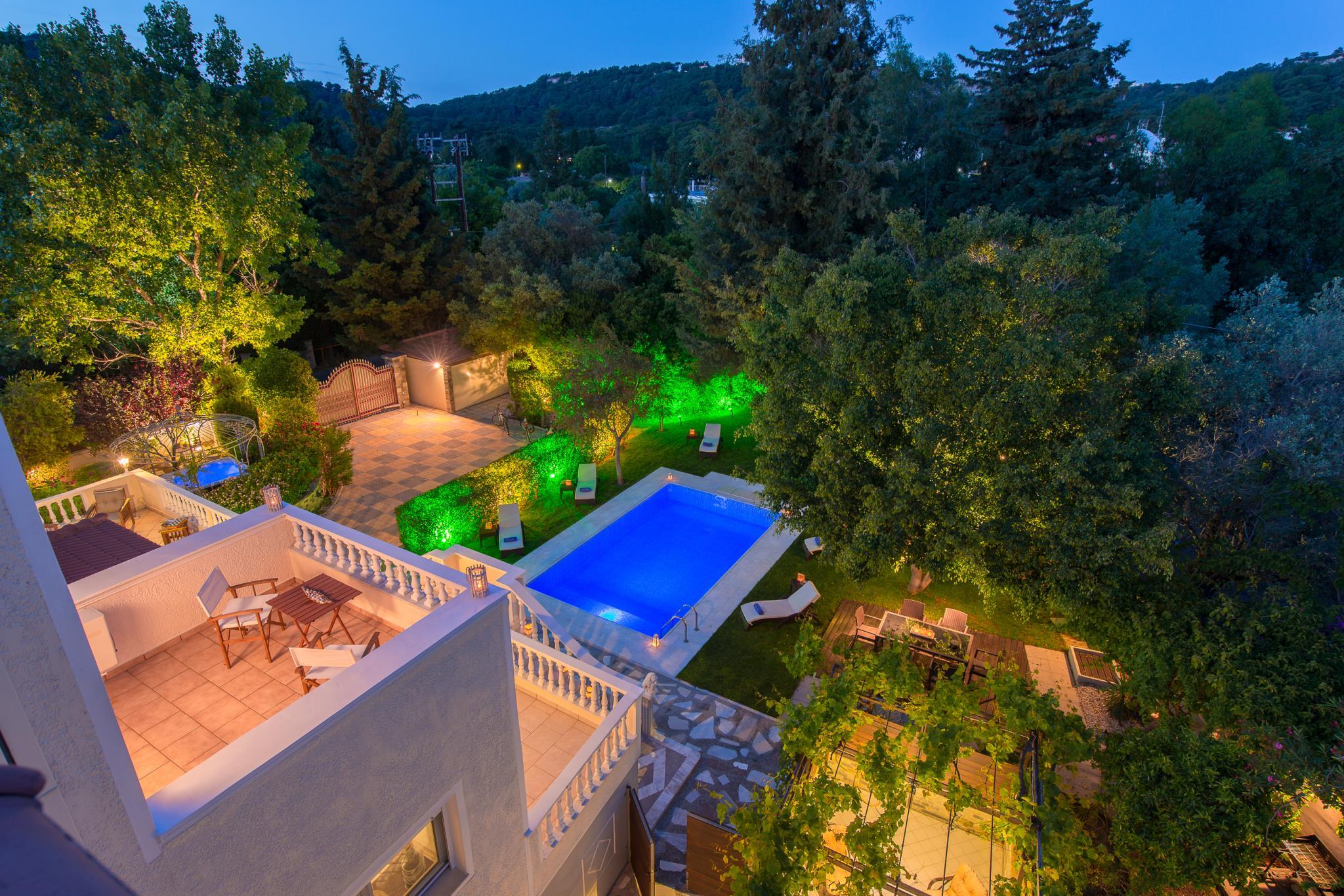 Villa Small Paradise Villa Small Paradise is a popular choice amongst travelers in Rhodes, whether exploring or just passing through. The hotel offers a wide range of amenities and perks to ensure you have a great time. L