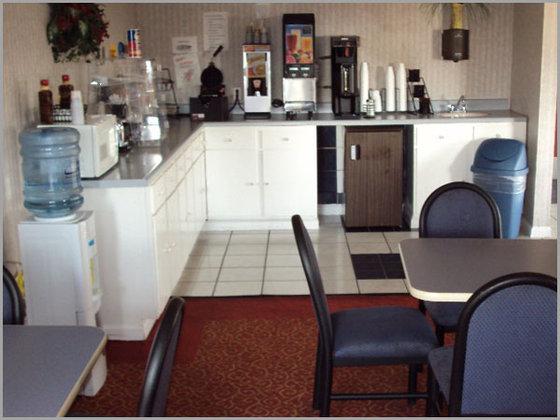 Slide image 1 for Regency Travel Inn