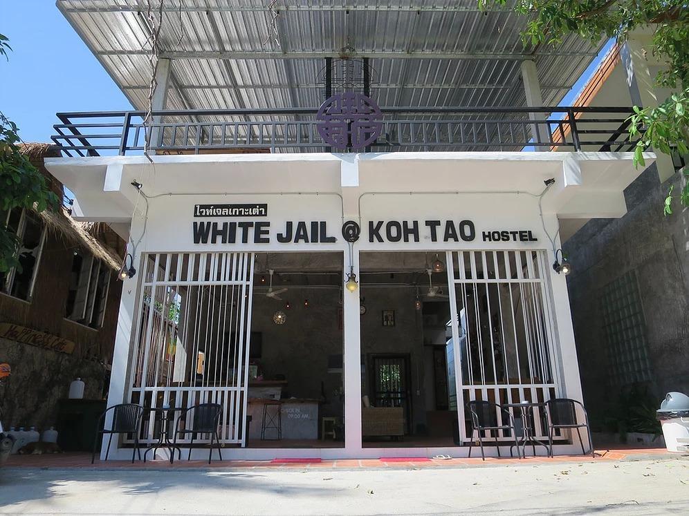 White Jail @ Koh Tao hostel White Jail @ Koh Tao hostel is a popular choice amongst travelers in Koh Tao, whether exploring or just passing through. The property features a wide range of facilities to make your stay a pleasant e