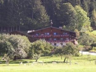 This photo about Appartement Ferienhof Ortnergut shared on HyHotel.com