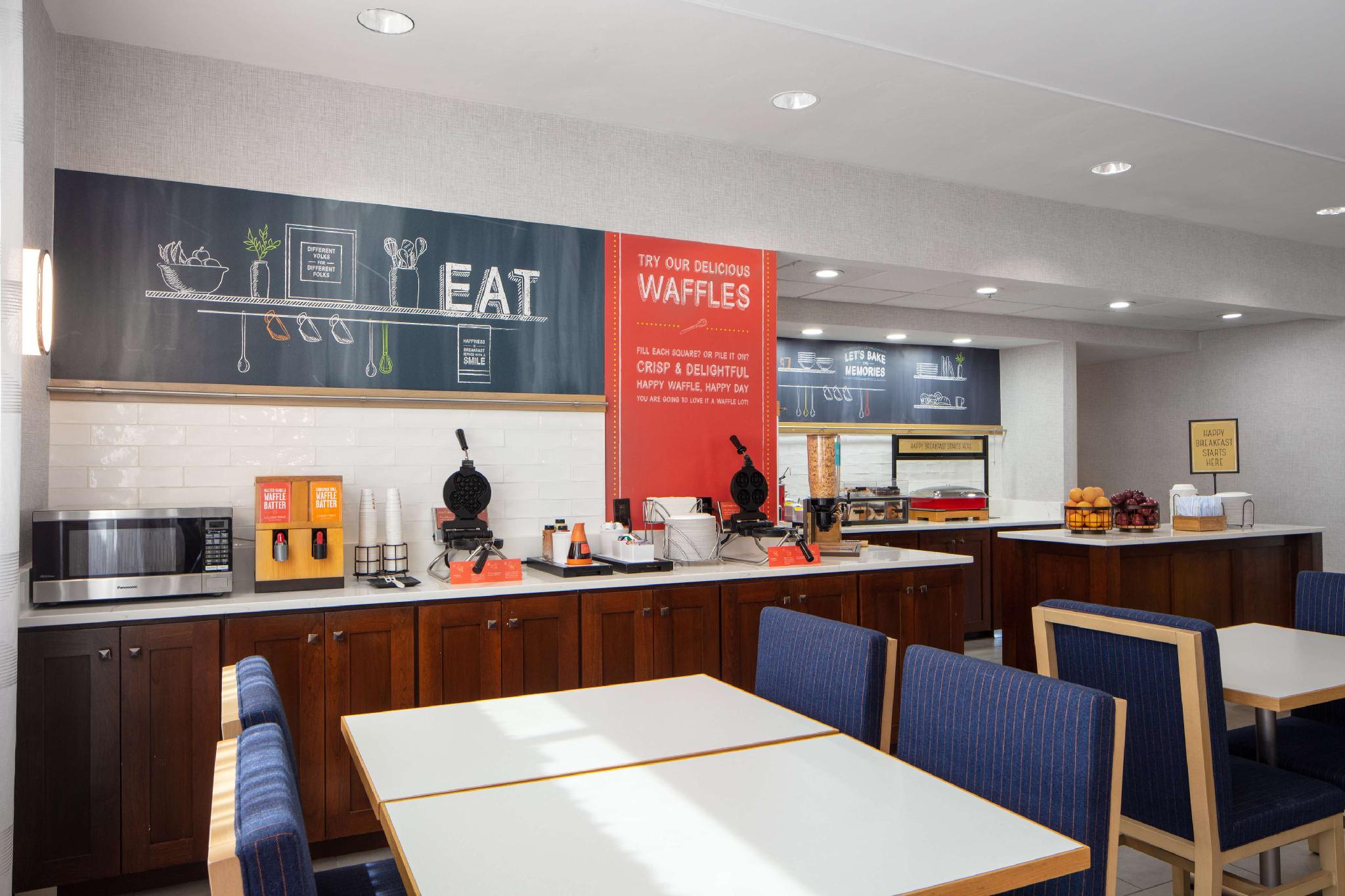 Hampton Inn & Suites El Paso-Airport