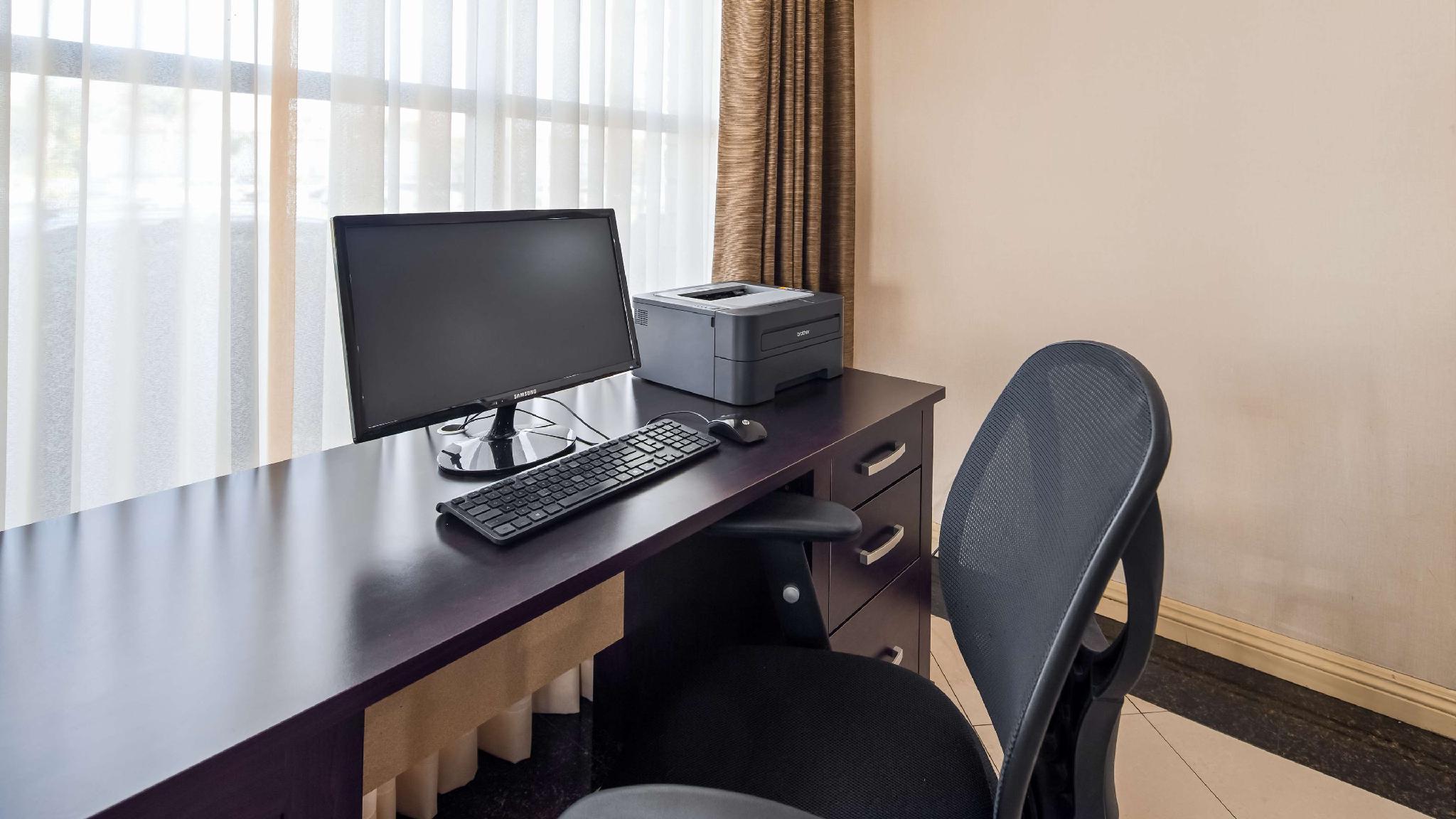Best Western Norwalk Inn - Gallery image 4