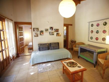 This photo about Akdeniz Bahcesi shared on HyHotel.com