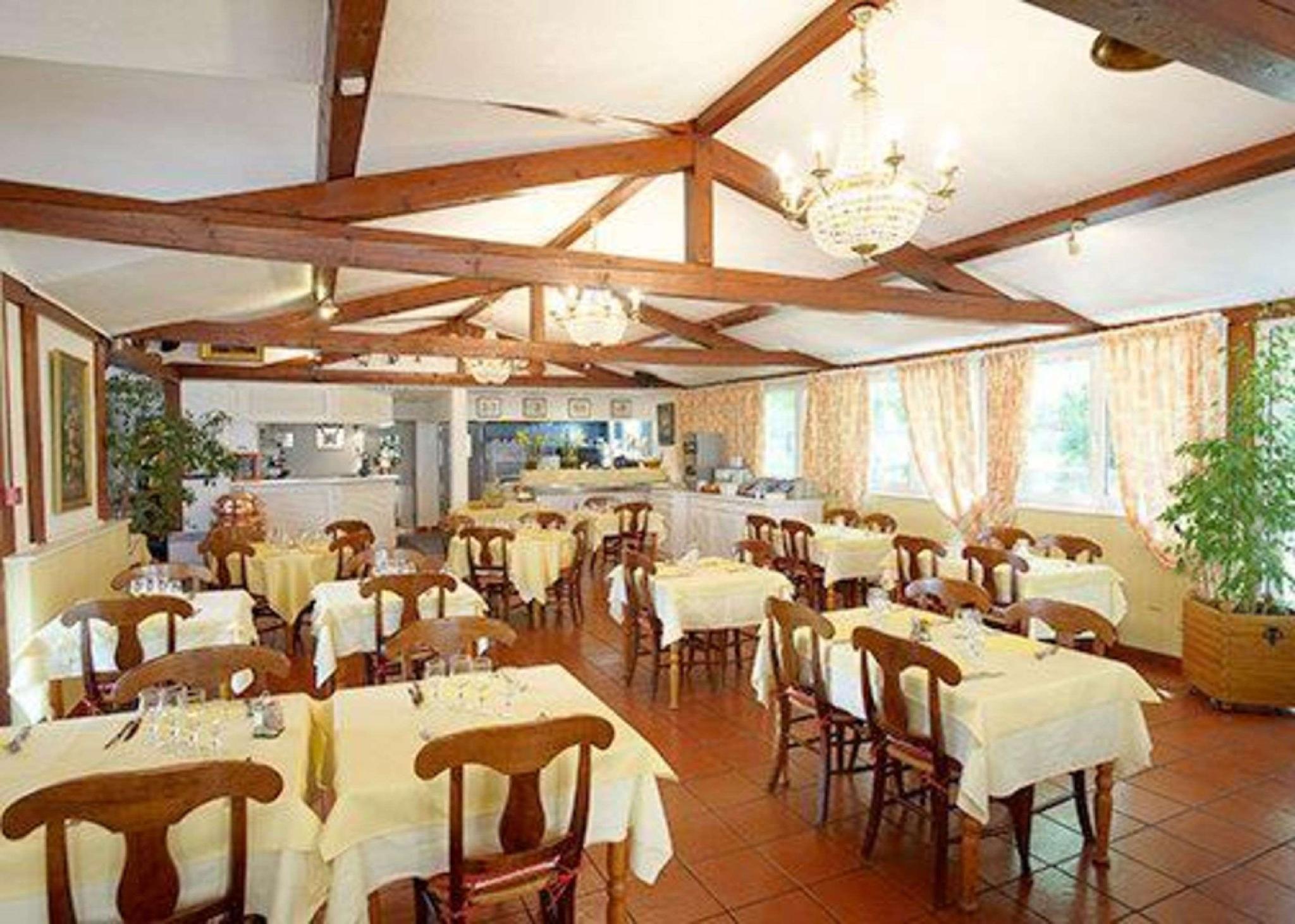 This photo about Comfort Hotel Strasbourg shared on HyHotel.com
