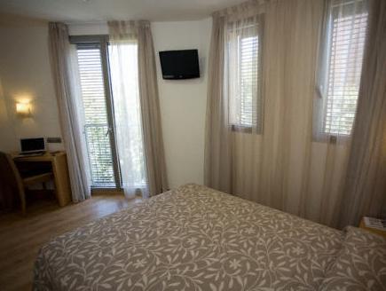 This photo about Hostal Rambla shared on HyHotel.com