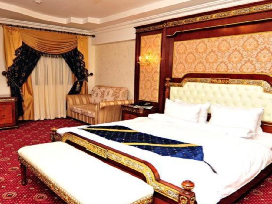 Kassado Plaza Hotel Kassado Plaza Hotel is a popular choice amongst travelers in Moscow, whether exploring or just passing through. The property features a wide range of facilities to make your stay a pleasant experience