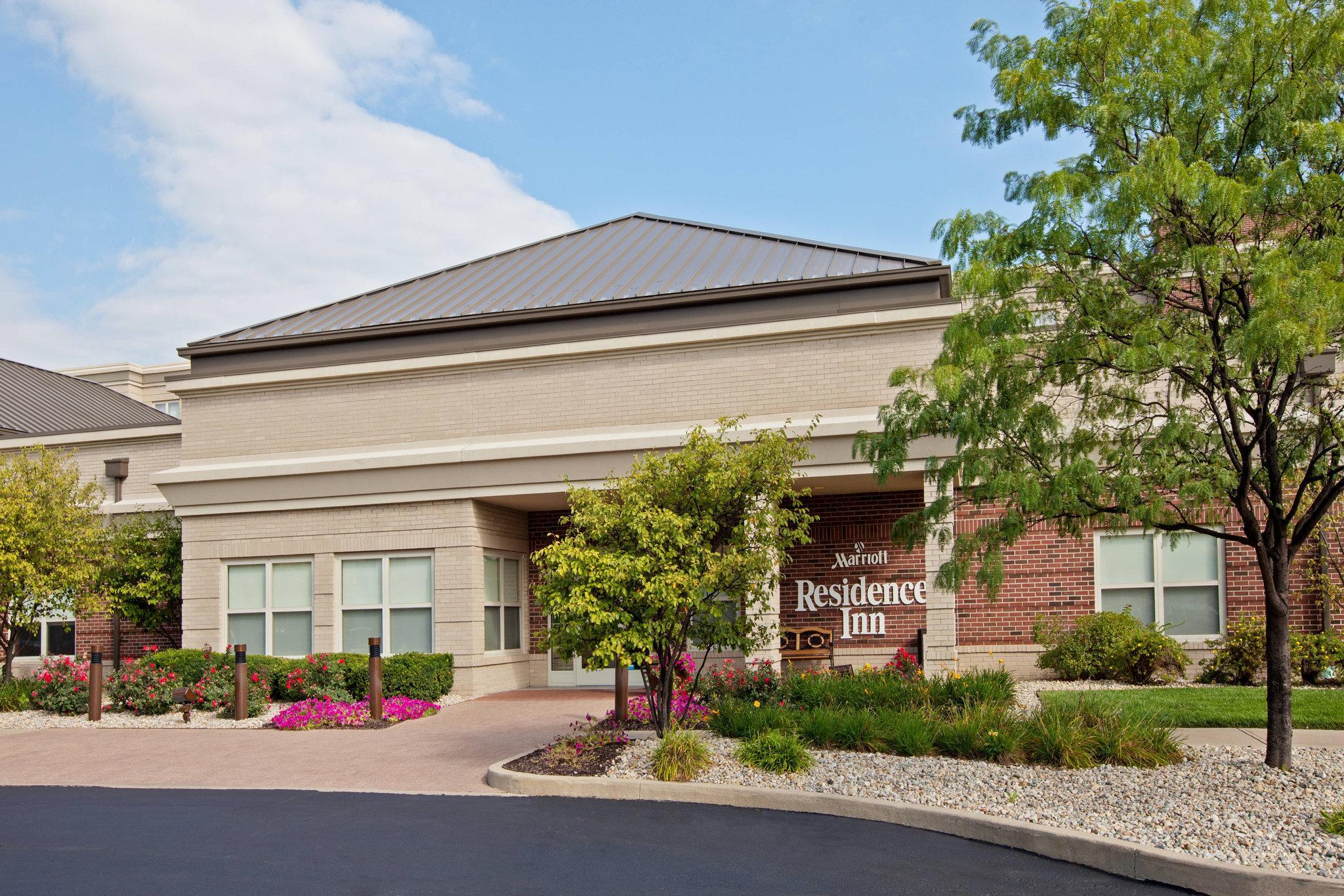 Residence Inn Indianapolis Carmel The 3-star Residence Inn Indianapolis Carmel offers comfort and convenience whether youre on business or holiday in Carmel (IN). Offering a variety of facilities and services, the property provides a