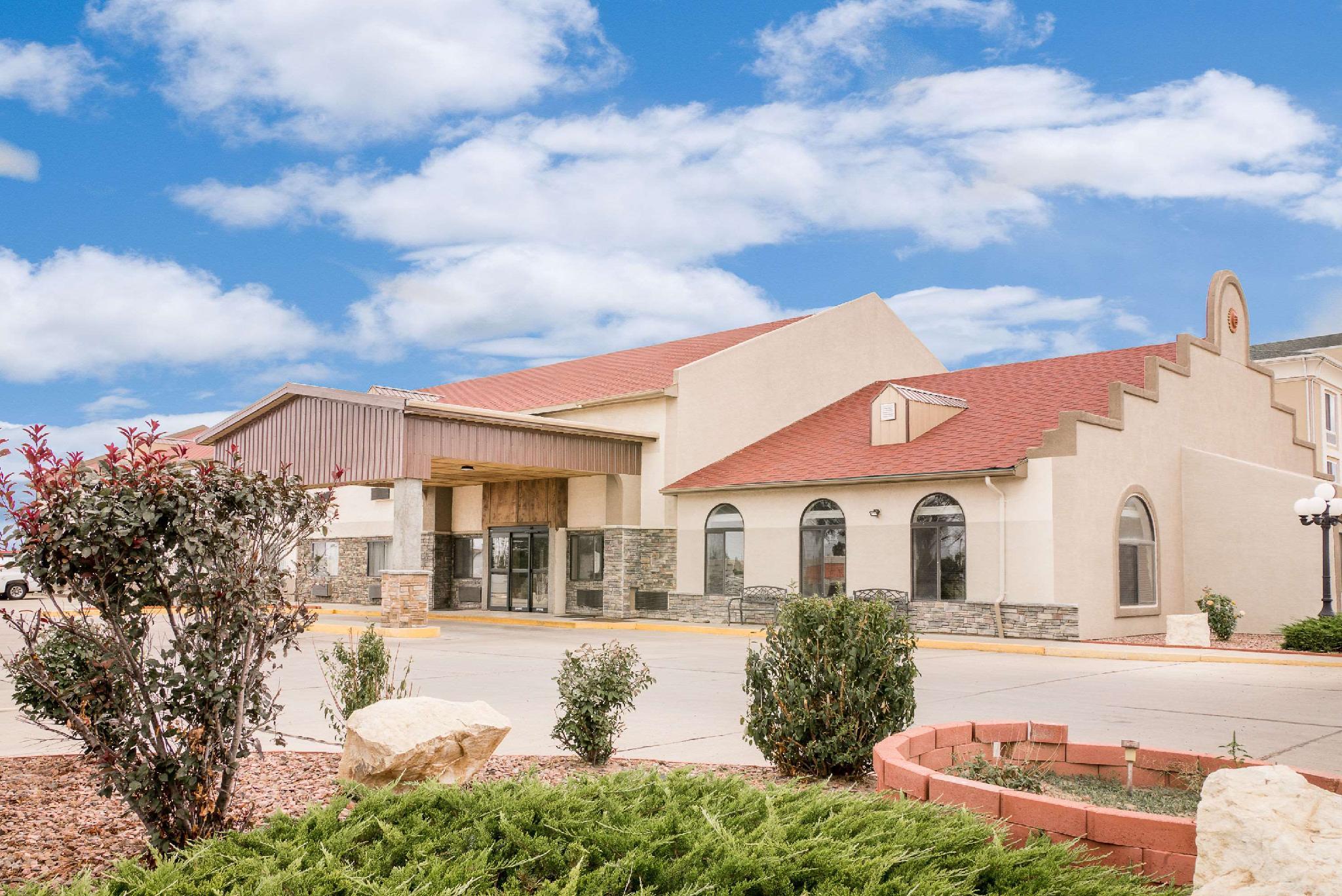 Days Inn by Wyndham Lamar Located in Lamar, Days Inn Lamar is a perfect starting point from which to explore Lamar (CO). Offering a variety of facilities and services, the property provides all you need for a good nights slee