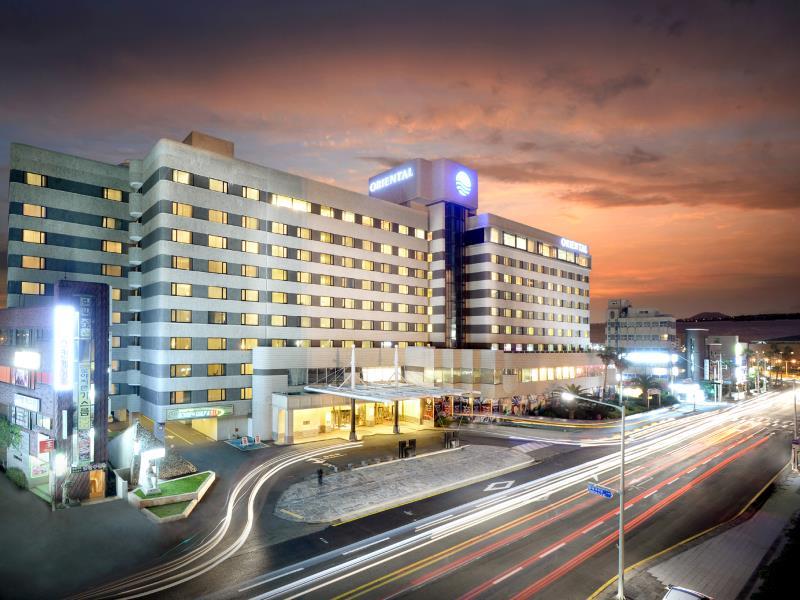 Jeju oriental Hotel & Casino The 4-star Jeju oriental Hotel & Casino offers comfort and convenience whether youre on business or holiday in Jeju Island. Both business travelers and tourists can enjoy the hotels facilities and s