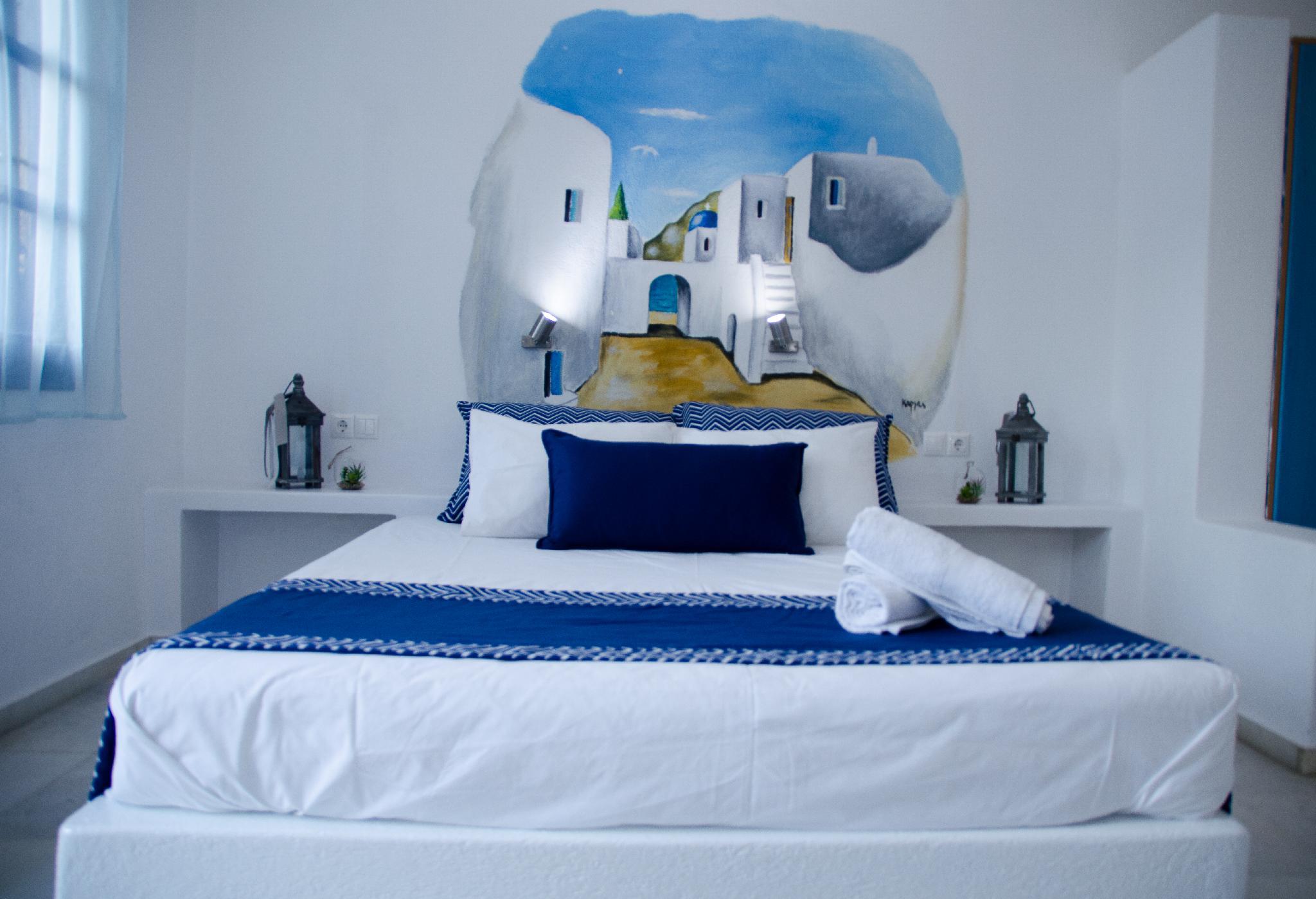 Casa Di Roma Casa Di Roma is perfectly located for both business and leisure guests in Paros Island. The property features a wide range of facilities to make your stay a pleasant experience. To be found at the pro