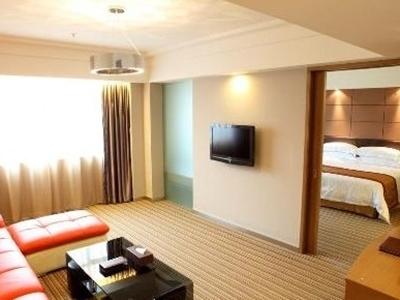 Downtown Hotel Downtown Hotel is perfectly located for both business and leisure guests in Zhuhai. The hotel offers a wide range of amenities and perks to ensure you have a great time. To be found at the hotel are 2