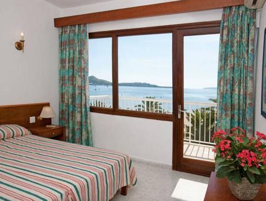 Cabot Romantic- Adults Only H Romantic- Adults Only is a popular choice amongst travelers in Port De Pollenca, whether exploring or just passing through. The hotel offers a high standard of service and amenities to suit the indi